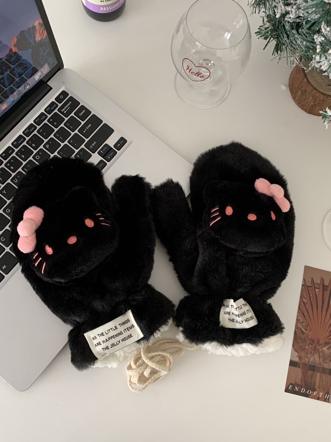 Stereoscopic cat gloves for winter warmth, plush plush, thickened student cycling, cold and windproof gloves for girls can be worn with a hanging neck