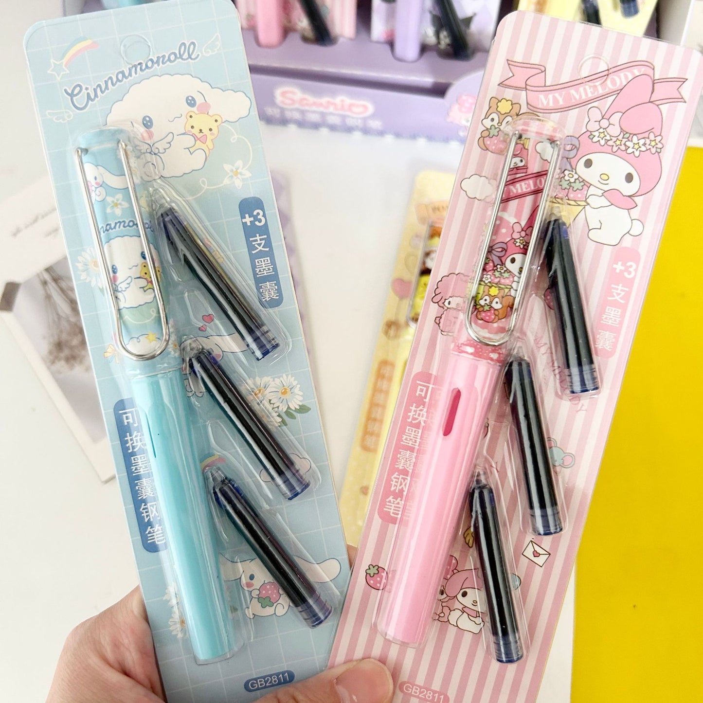 【P-0005】Fountain pen set Sanrio Kuromi replaceable ink bladder fountain pen blue students practicing corrective fountain pen learning stationery