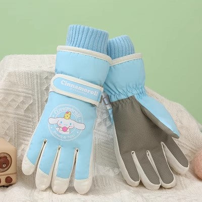 Sanrio family series windproof gloves for adults for adults with KT autumn and winter thickened cycling warm cotton gloves