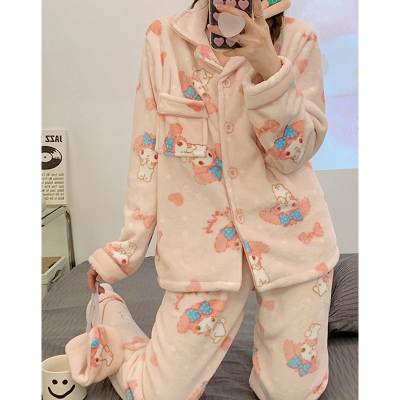 Korean version of pajamas for women in autumn and winter, cute and thick coral velvet insulation, flannel, and Meredith home clothing set for distribution